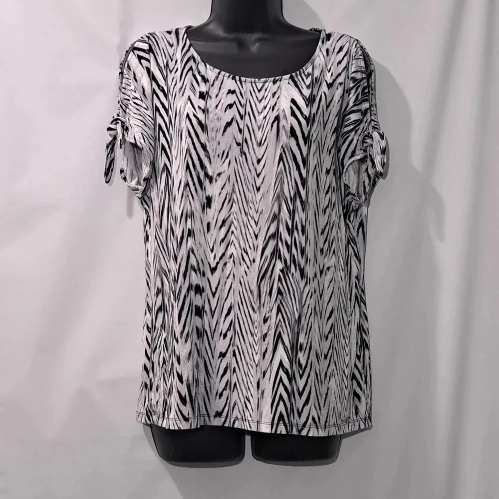 Calvin Klein Cold Shoulder Shirt - Picture 7 of 7